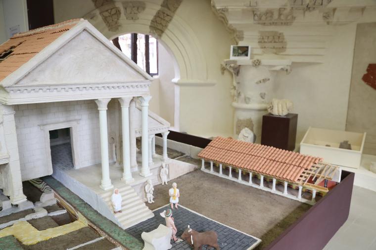 Maquette du temple gallo-romain Maquette temple gallo-romain Ribemont-sur-Ancre